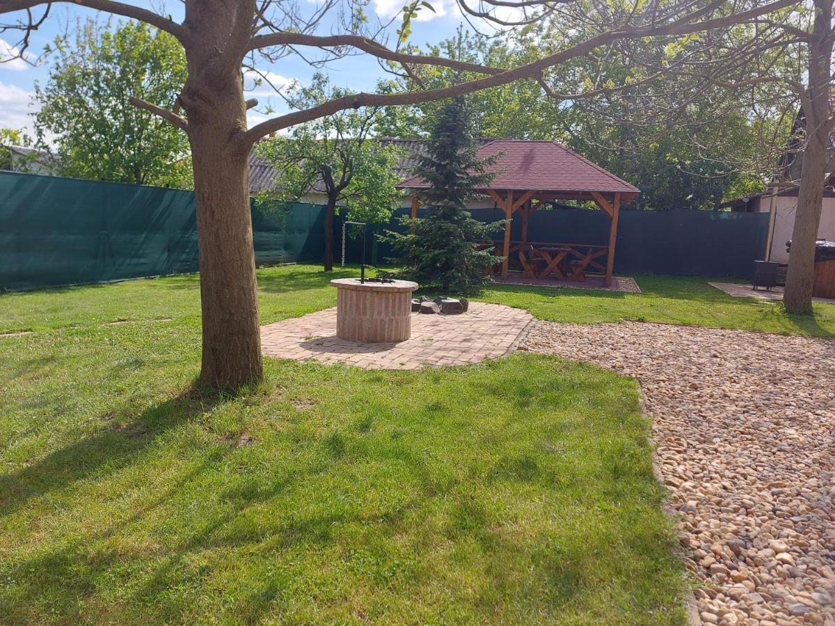 Potyka Apartman Tiszafüred Exteriér fotografie